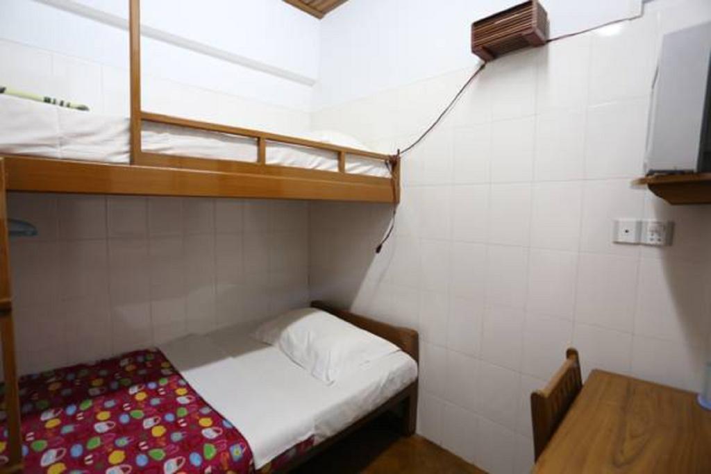 Chan Myae Guesthouse Yangon Room photo