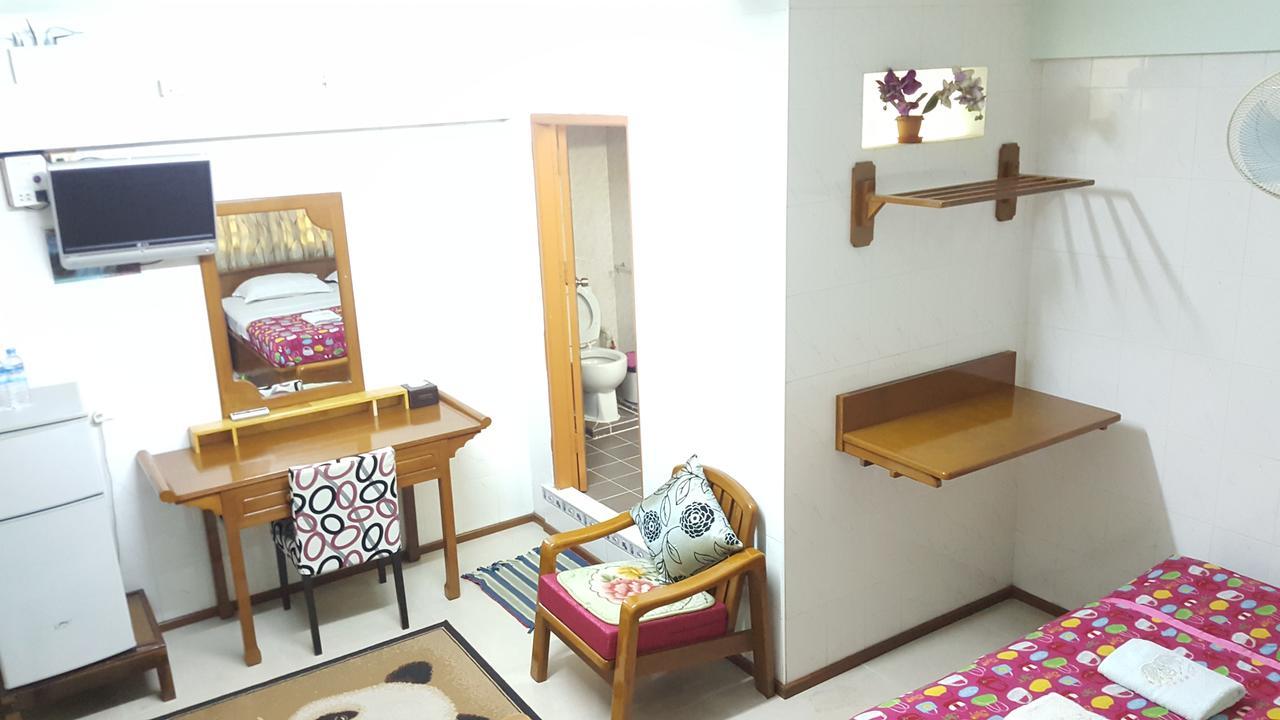 Chan Myae Guesthouse Yangon Exterior photo